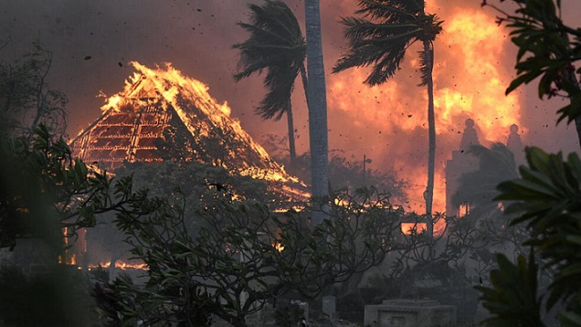 حرائق هاواي – 3 عوامل حولت عاصمة السياحة إلى جهنم