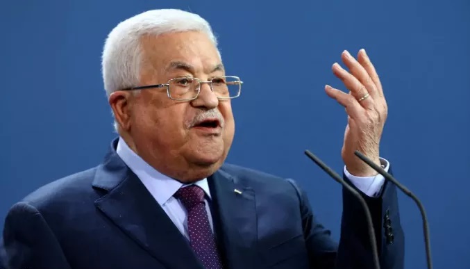 محمود عباس يرفض لقاء بايدن