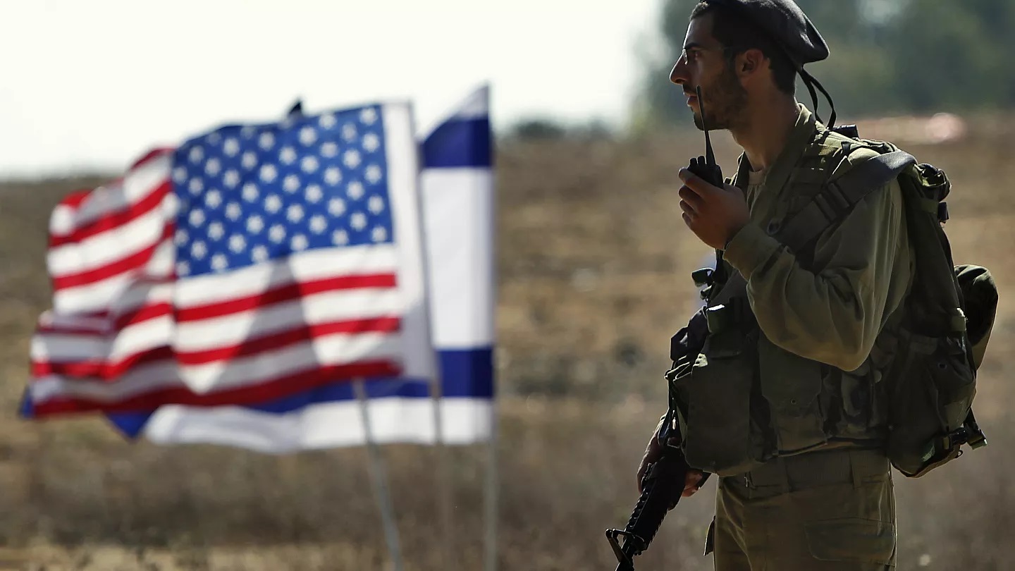 ضباط امريكيون في قاعدة كريت يكشفون اسرار مظلمة حول التعاون الامريكي الاسرائيلي في غزة